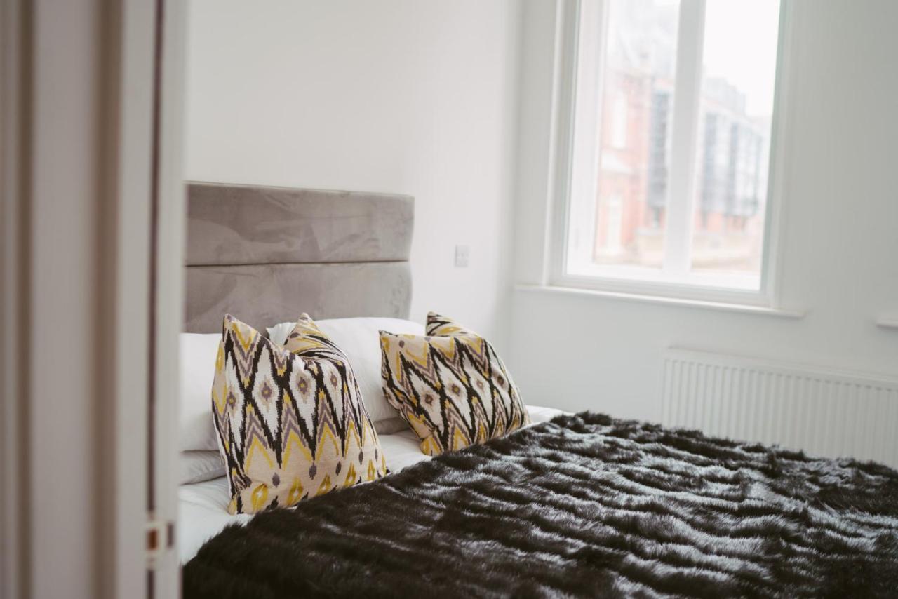 York Riverside Apartments ภายนอก รูปภาพ