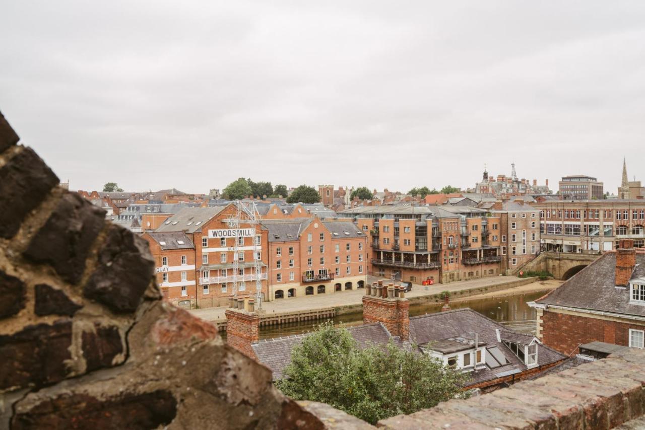 York Riverside Apartments ภายนอก รูปภาพ