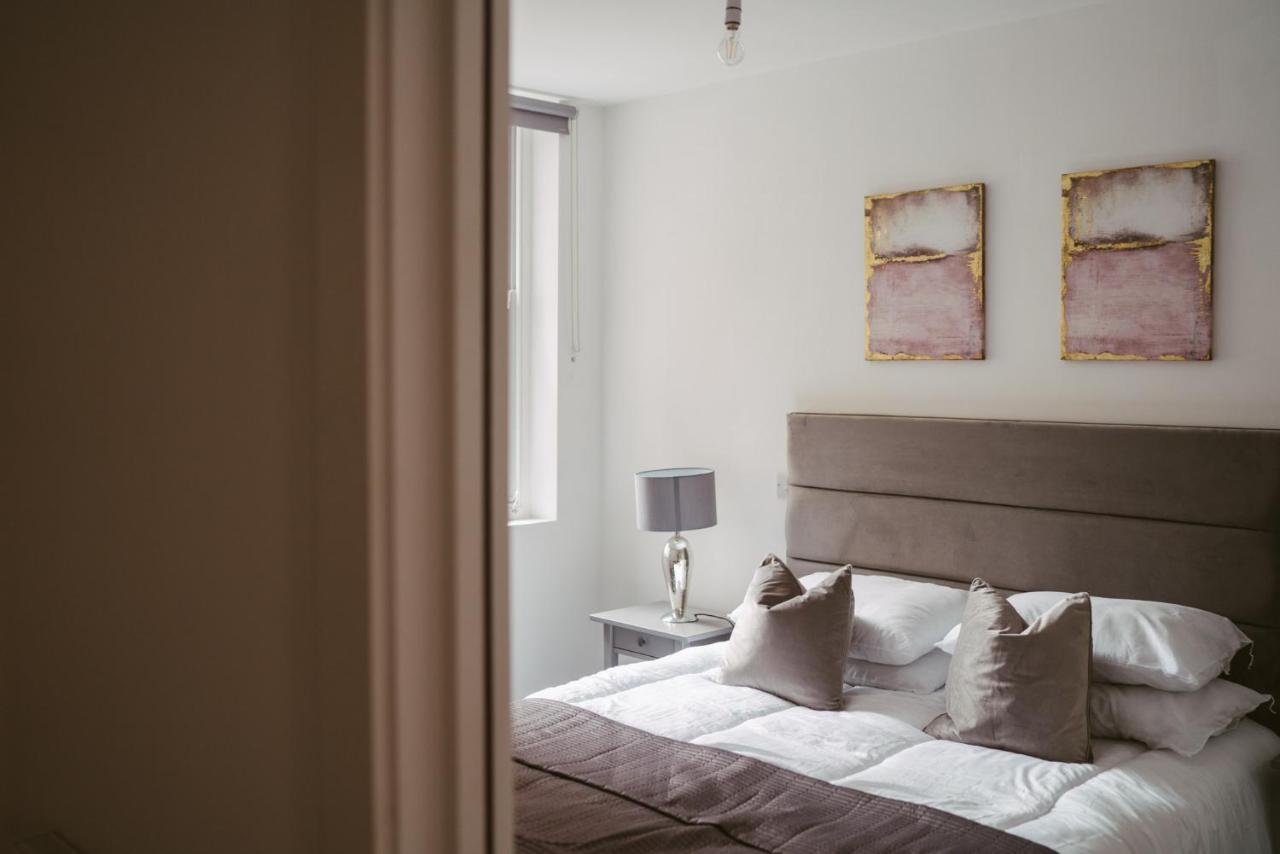 York Riverside Apartments ภายนอก รูปภาพ