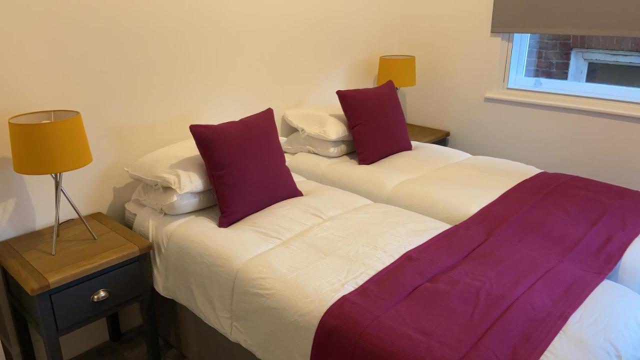 York Riverside Apartments ภายนอก รูปภาพ
