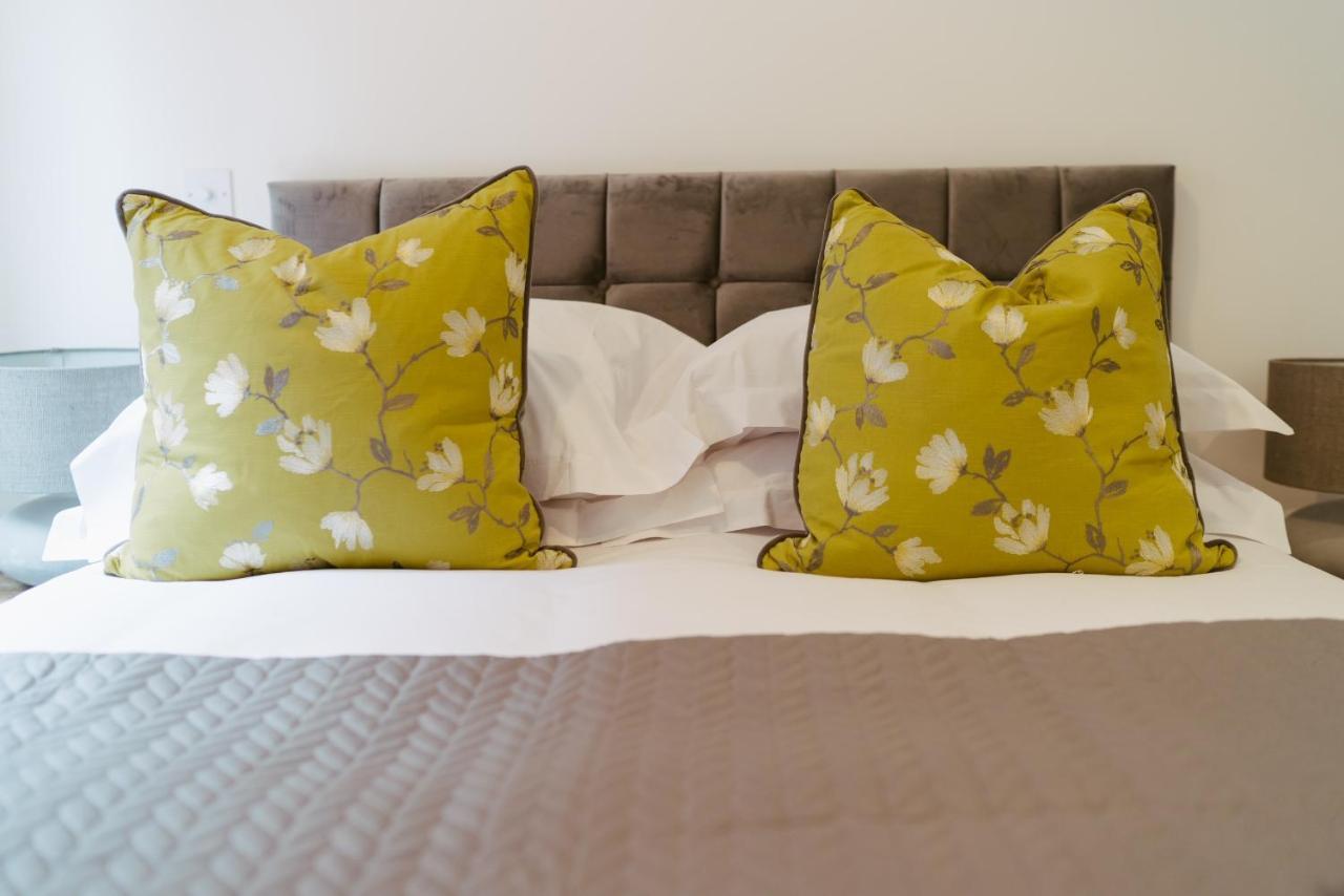 York Riverside Apartments ภายนอก รูปภาพ